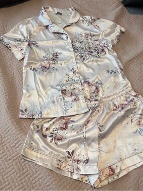 Silky like Floral Short Pajama Set - Light Champagne/Pink